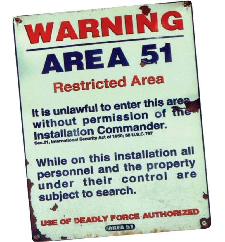 Area 51: Die Herzlosigkeit der Perfektion. Area 51: Die Herzlosigkeit der Perfektion
