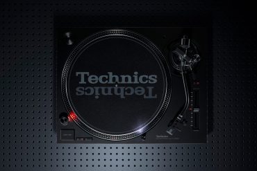 Technics SL-1210MK7