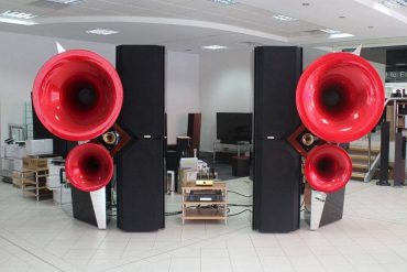 Sphäron Excalibur 3