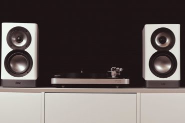 Clearaudio und ELAC