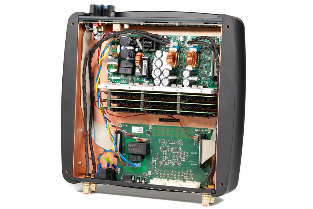 Aavik-I-580-Integrated-Amplifier-01