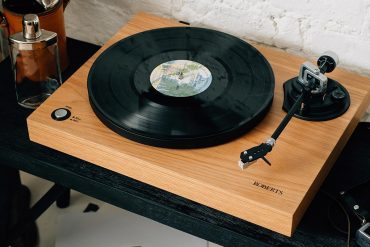 Roberts RT100 Plattenspieler