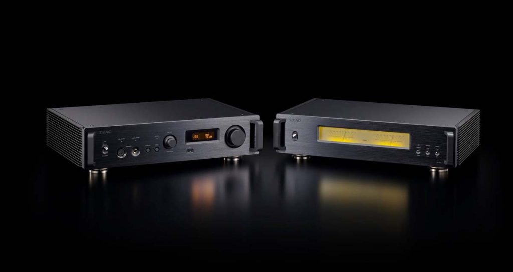 Teac UD-701N und AP-701 schwarz