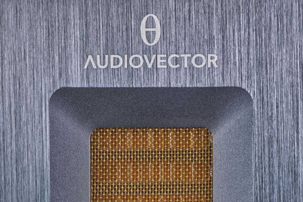 audiovector-qr7-10