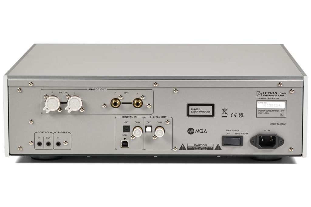 Luxman D-07X