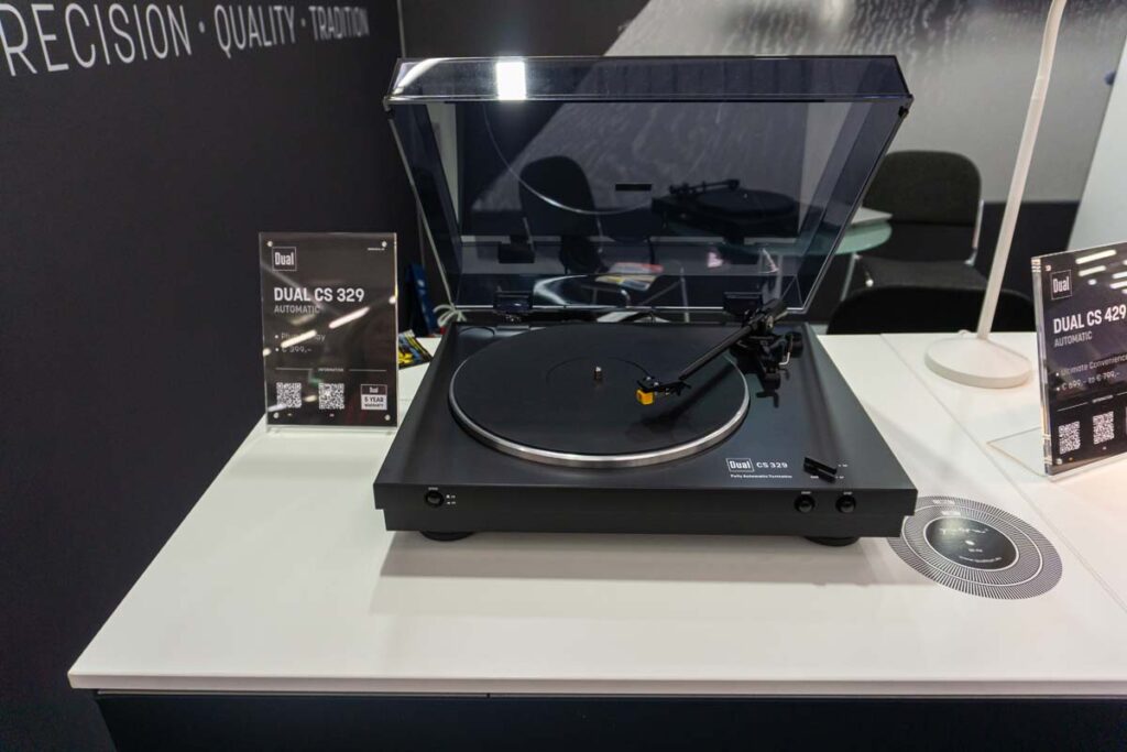 high-end-2025-analog-073