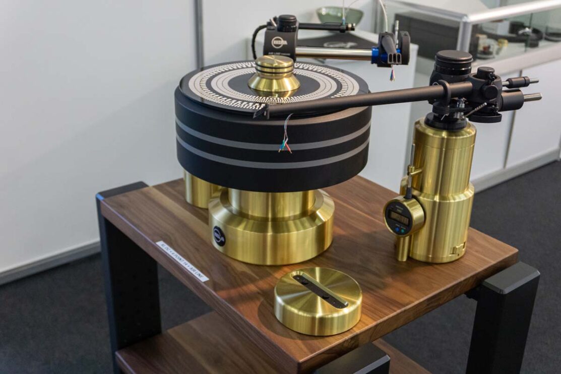 HIGH END 2025 - Analoges