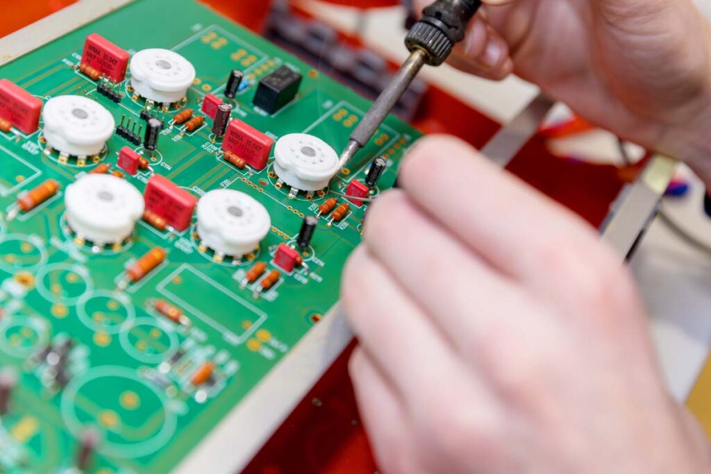 rk-lyric-audio-schluechtern-f79-13 rk-lyric-audio-schluechtern-f79-13