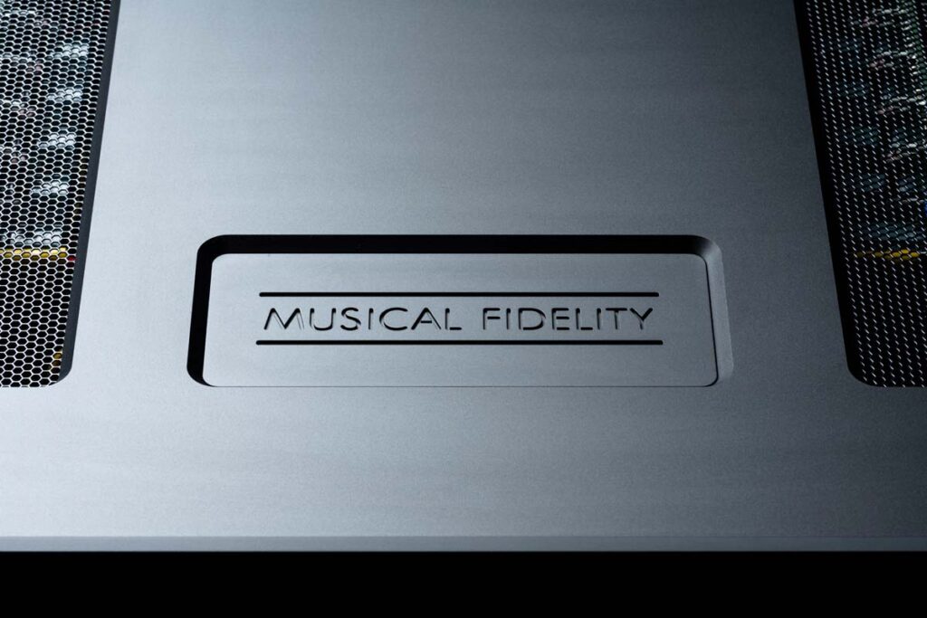 musical-fidelity-nuvista-800-2-10