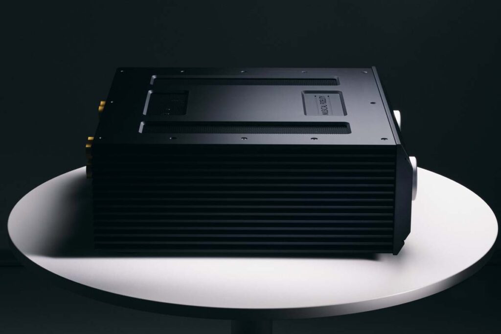 musical-fidelity-nuvista-800-2-11