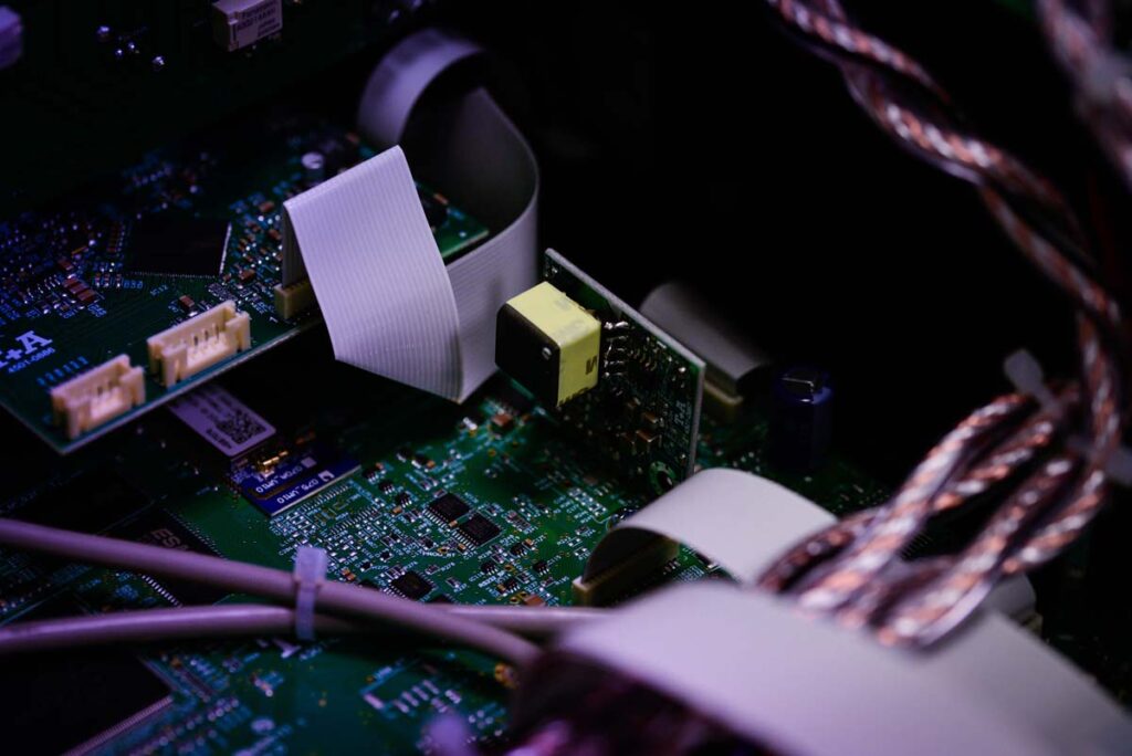 T+A R 2500 R Multisource-Receiver