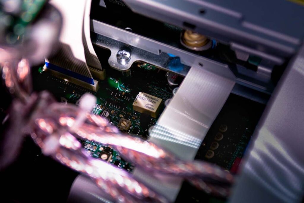 T+A R 2500 R Multisource-Receiver