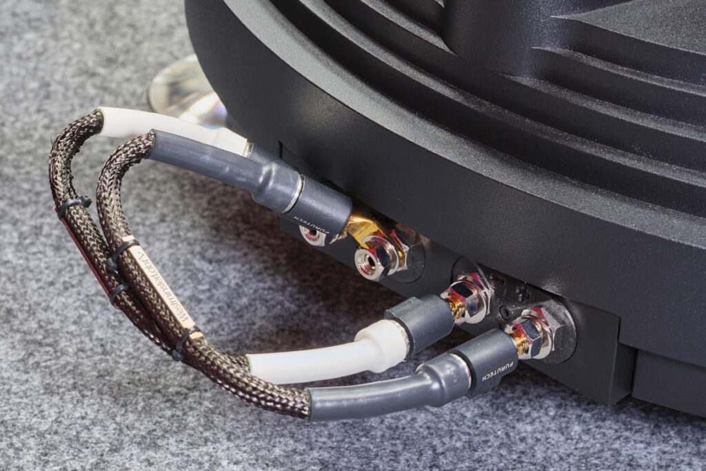 wilson-benesch-omnium-07