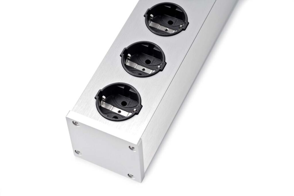 in-akustik Referenz AC-3200 Netzfilterleiste