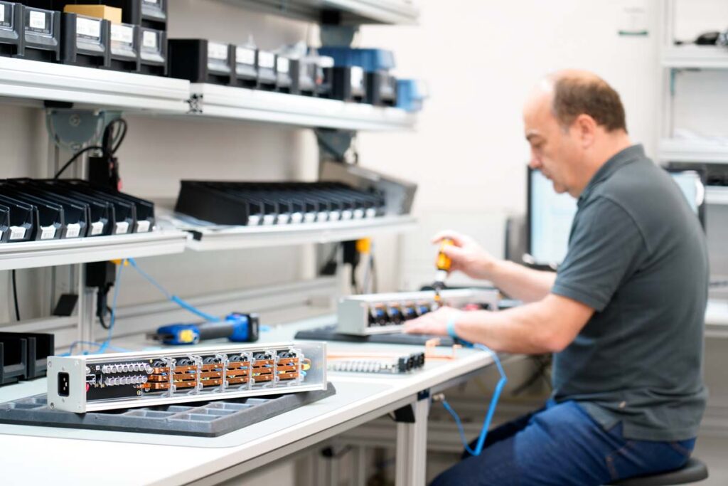 in-akustik Referenz AC-3200 Netzfilterleiste