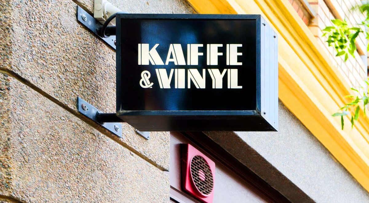 Sort Kaffe og Vinyl