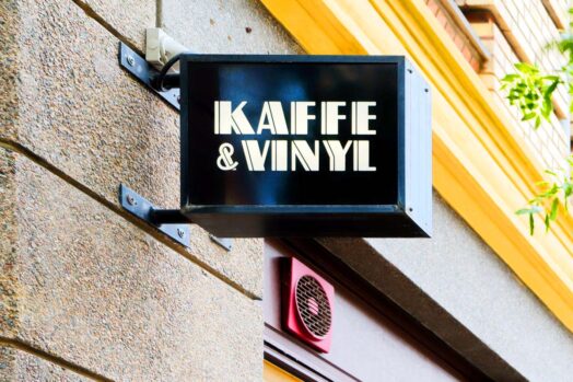 Sort Kaffe og Vinyl