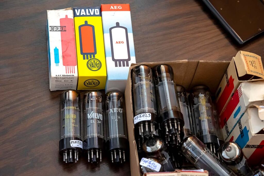 Ein Wegweiser durch das Röhrendickicht