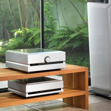 TAD A1000 Vollverstärker