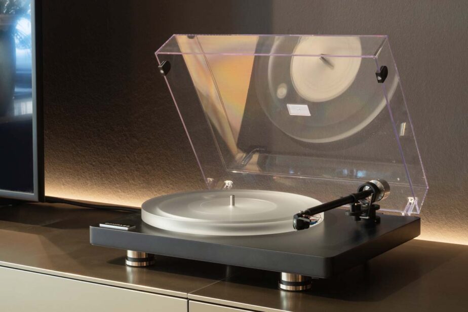 Clearaudio Compass mit Tonabnehmer MM N1