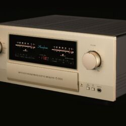 Accuphase E-600