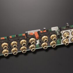 Accuphase E-600