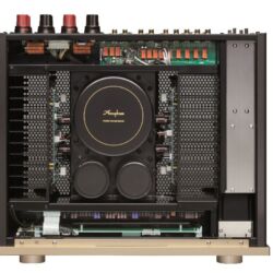 Accuphase E-600