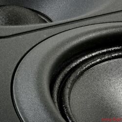 Neumann KH 420