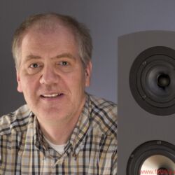 Audiodata in Who is Who in High Fidelity - Peter Schippers: 1974 hatte er die erste an einer deutschen Schule angefertigte Facharbeit in Physik verfasst, bezeichnenderweise zum Thema „Frequenztrennung dargestellt am Beispiel von Lautsprecher- Frequenzweichen“. In 1974, he had completed the first ever research paper in physics at a German school – on the very telling subject of “Frequency separation as illustrated by the example of loudspeaker crossovers.”