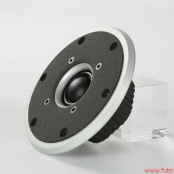 Diapason Dynamis - Der Hochtöner wird bei SEAS nach Maß gefertigt und besitzt eine Kalotte aus beschichteter Seide