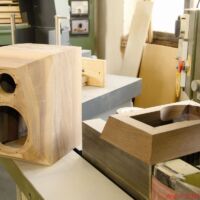 Calanetto-Walnussholz aus nachhaltigem US-Bestand:
15 Jahre lang gelagert – plus 2 Jahre hier vor Ort Diapason Firmenreportage