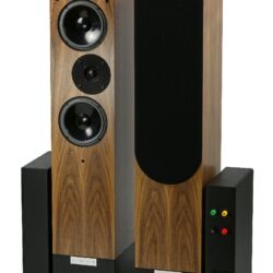 Living Voice Avatar IBX-R2 und OBX-R2 - … aber nur OBX bietet separate Frequenzweichen mit optimiertem Layout. Die IBX hat ihre Weichen im Gehäuse
