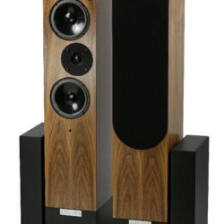 Living Voice Avatar IBX-R2 und OBX-R2 - … aber nur OBX bietet separate Frequenzweichen mit optimiertem Layout. Die IBX hat ihre Weichen im Gehäuse