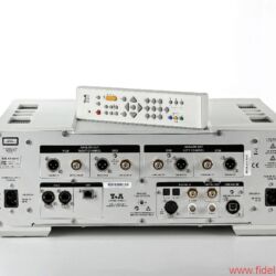 T+A PDP 3000 HV - Doppelspiel: separate DSD- und PCM-Züge, getrennte Netzversorgungen für Analog- und Digitalschaltkreise