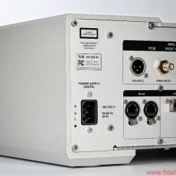 T+A PDP 3000 HV - Doppelspiel: separate DSD- und PCM-Züge, getrennte Netzversorgungen für Analog- und Digitalschaltkreise