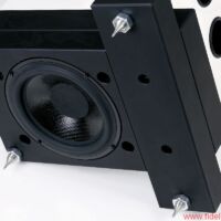 Solide Sache: In dem massiven Aluminiumblock sitzt das präzise arbeitende Isobarik-System Wilson Benesch Square 5