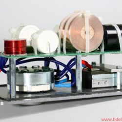 Der enorm hohe Fertigungsaufwand wird auch an den einzelnen Baugruppen deutlich. Das doppelte Doppel-Terminal ist eine echte Burmester-Spezialität