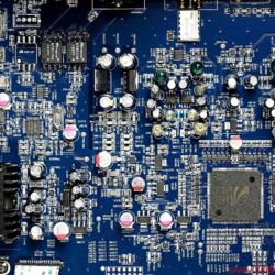 NAD Vor- Endverstärker