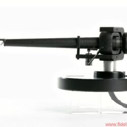 Kuzma Stogi Reference - Moderner Klassiker: Kuzma bietet seinen Stogi Reference nicht nur in der 9-Zoll-Variante ’ sondern auch als Zwölfzöller an – sogar in zwei unterschiedlichen Versionen