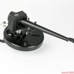 Kuzma Stogi Reference - Moderner Klassiker: Kuzma bietet seinen Stogi Reference nicht nur in der 9-Zoll-Variante ’ sondern auch als Zwölfzöller an – sogar in zwei unterschiedlichen Versionen