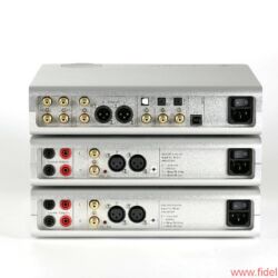 Lindemann Musicbook uns Manger P1 - Ein winziger Drehschalter definiert den Betrieb der Endstufen in Stereo‚ Doppelmono oder gebrücktem Mono