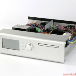 Soulution 541 + 530 - Dreh & Klick: wenige Bedienungselemente genügen‚ um Laufwerk‚ DAC und Vorstufe zu konfigurieren