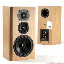 Bryston Mini A - Serienmäßig kommt die Mini A im Vinylfolienkleidchen. Wer echtes Holzfurnier will, muss extra zahlen.