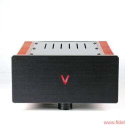 Valvet Röhrenvorstufe Soulshine und Class-A Monoblöcke A4 - V wie „vorne“ oder „voll cool“? Quatsch, wie „Valvet“ und „volle Kanne“ natürlich: Mit je 55 Watt sorgen die Monos für Alarmstufe Rot, während die Soulshine-Röhrenvorstufe der Wiedergabe Seele einhaucht.