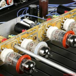 Valvet Röhrenvorstufe Soulshine und Class-A Monoblöcke A4