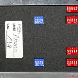 Acoustic Solid Phono Vorverstärker - Das schlichte Äußere sollte nicht über die üppige Bandbreite an Einstellmöglichkeiten hinwegtäuschen