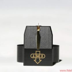 EMT JSD S75 - Diamant an Saphir im Borstäbchen: Im halboffenen Gehäuse aus eloxiertem Spezial- Aluminium steckt ein penibelst justiertes Präzisions-Ensemble mit Dauerläuferqualitäten