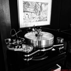 Lyric HiFi New York City