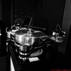 Lyric HiFi New York City