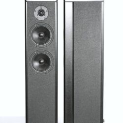 Rosso Fiorentino Elba - Schallwand und Flanken sind in feinstes Kalbsleder gewandet, das Terminal ist aus reinem Kupfer